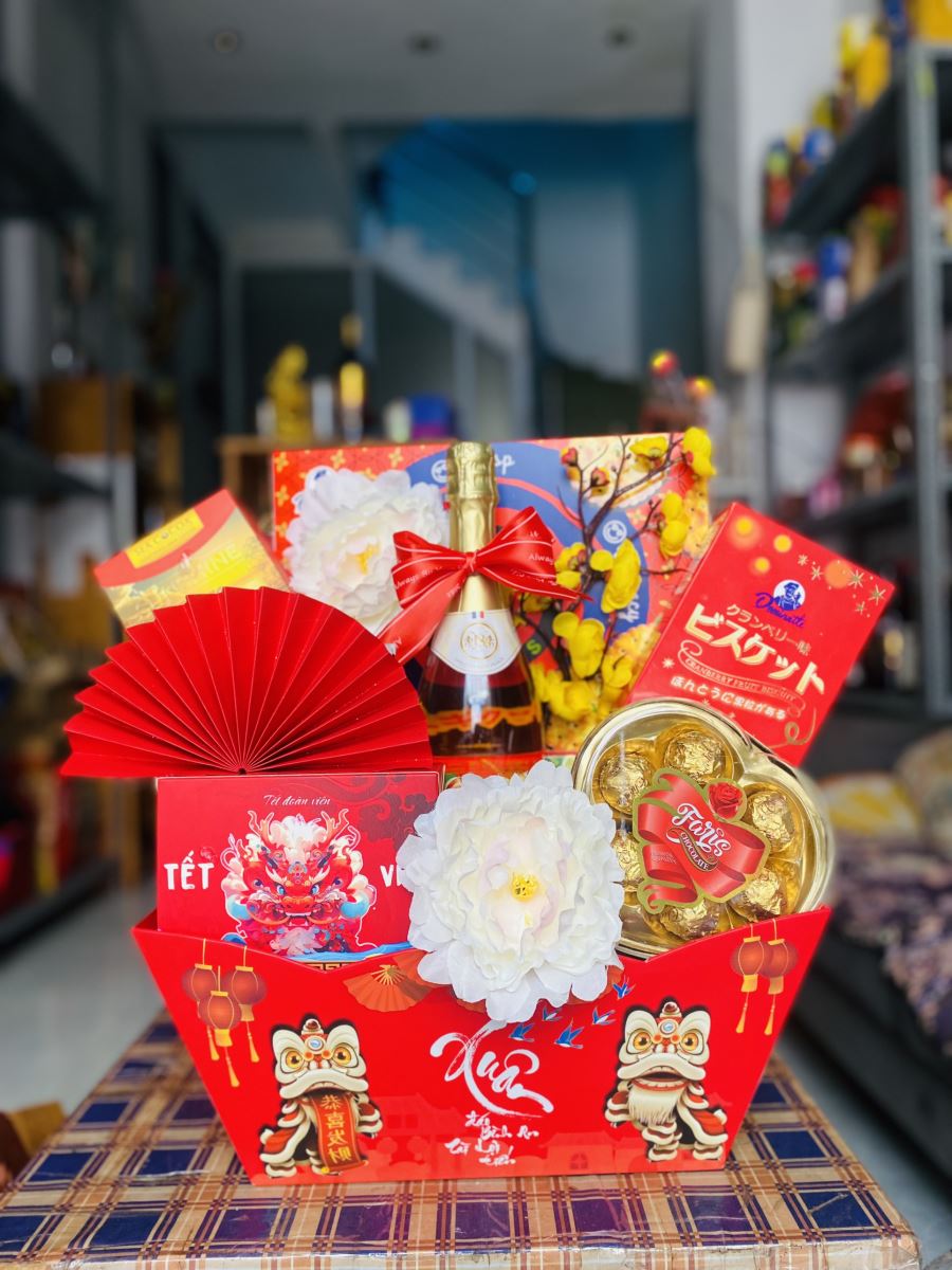 Giỏ quà Tết 2024 - GQ05