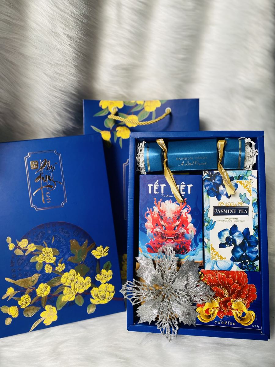 Hộp quà Tết 2024 - HQ19