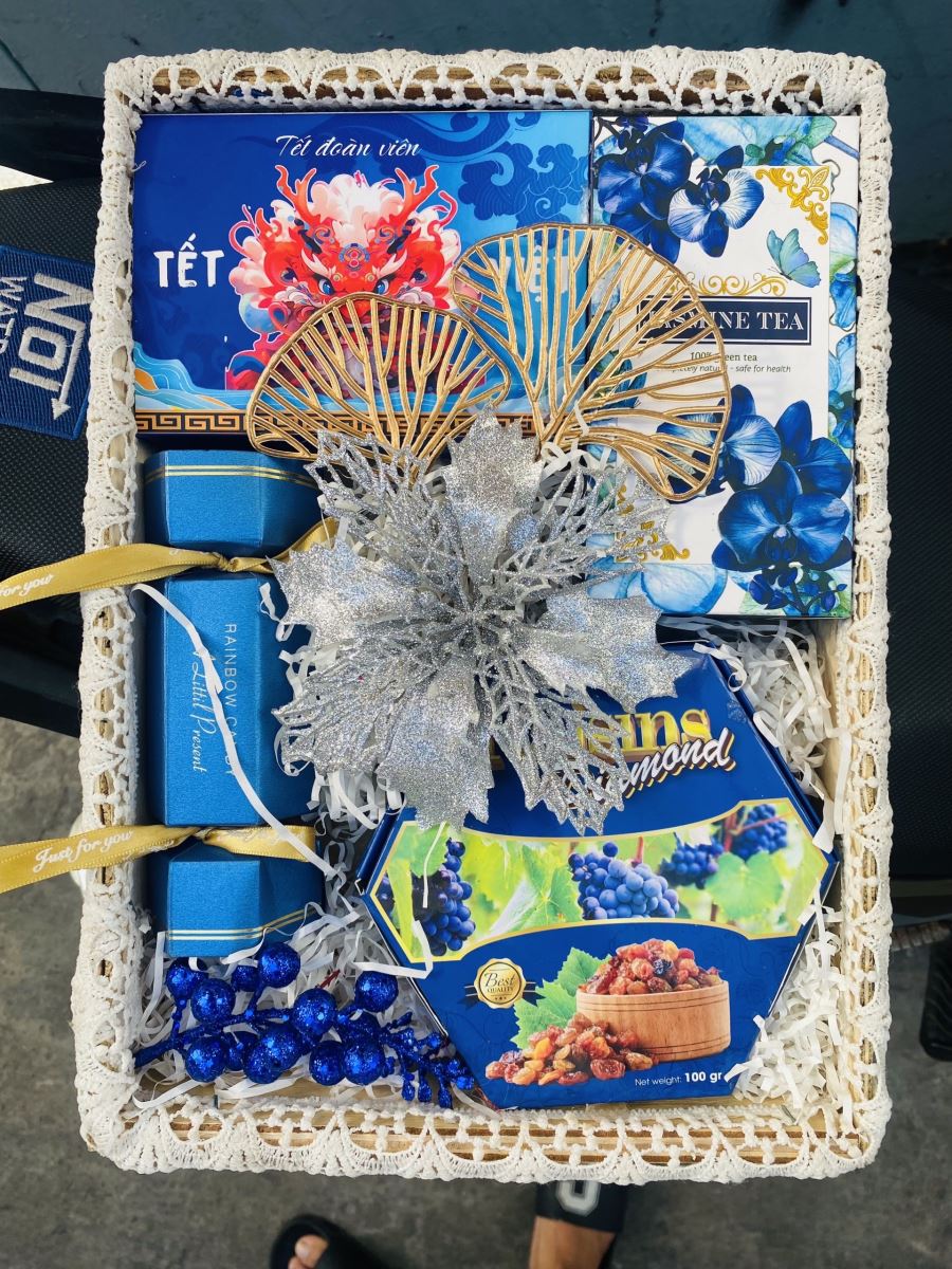 Hộp quà Tết gỗ 2024 - HQG16